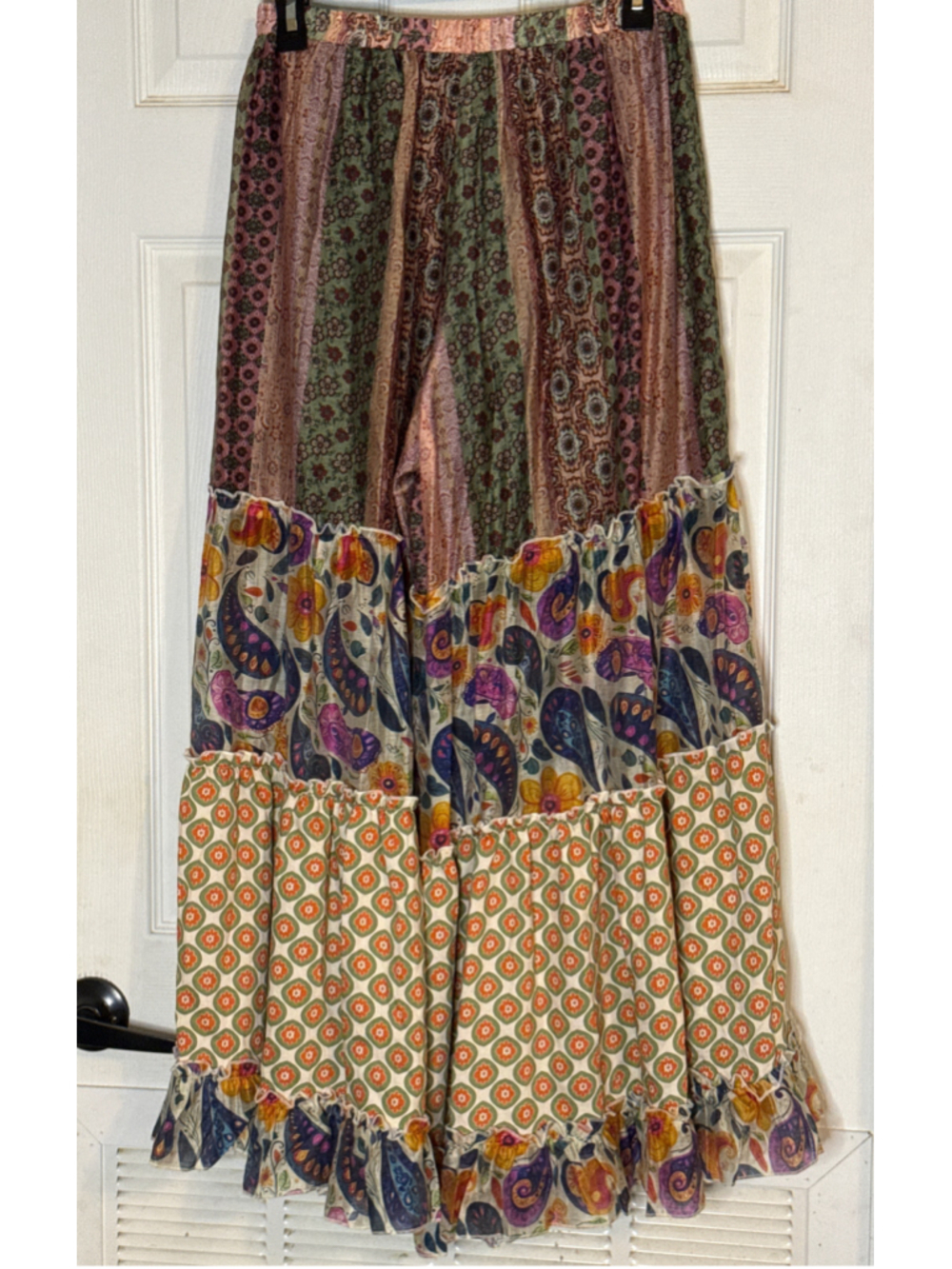 POL Boho Pants Size S Multi-color Tiered Paisley Print - Picture 3 of 6